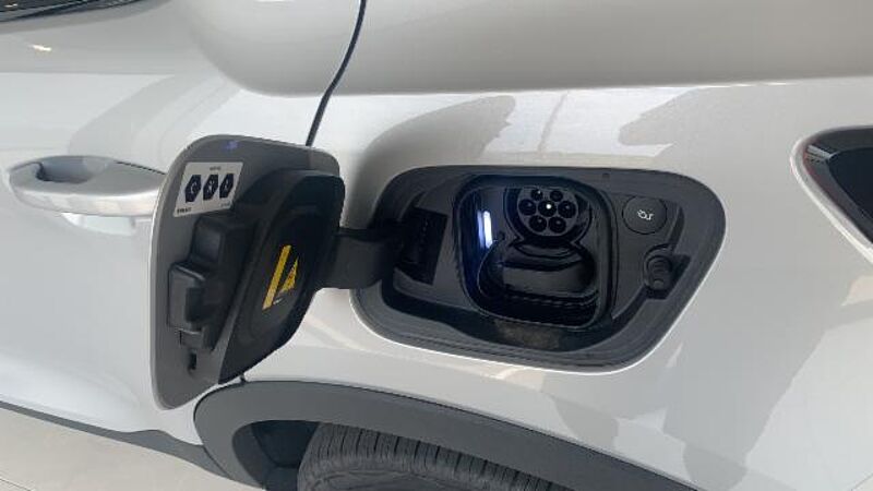 Volvo  C40 Recharge Core, Single motor, Eléctrico