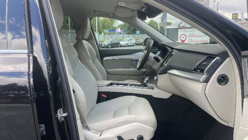 Volvo  D5 AWD Momentum 7 asientos