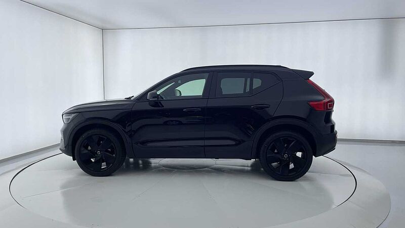 Volvo  XC40 Black Edition Plus, B3 Mild hybrid, Gasolina