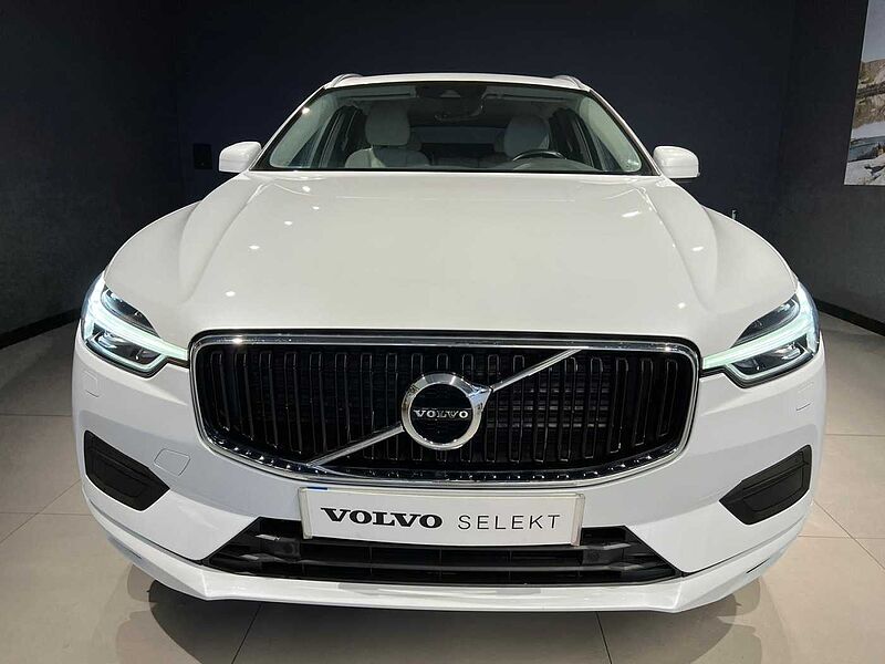 Volvo  2.0 D4 AWD MOMENTUM AUTO 190 5P