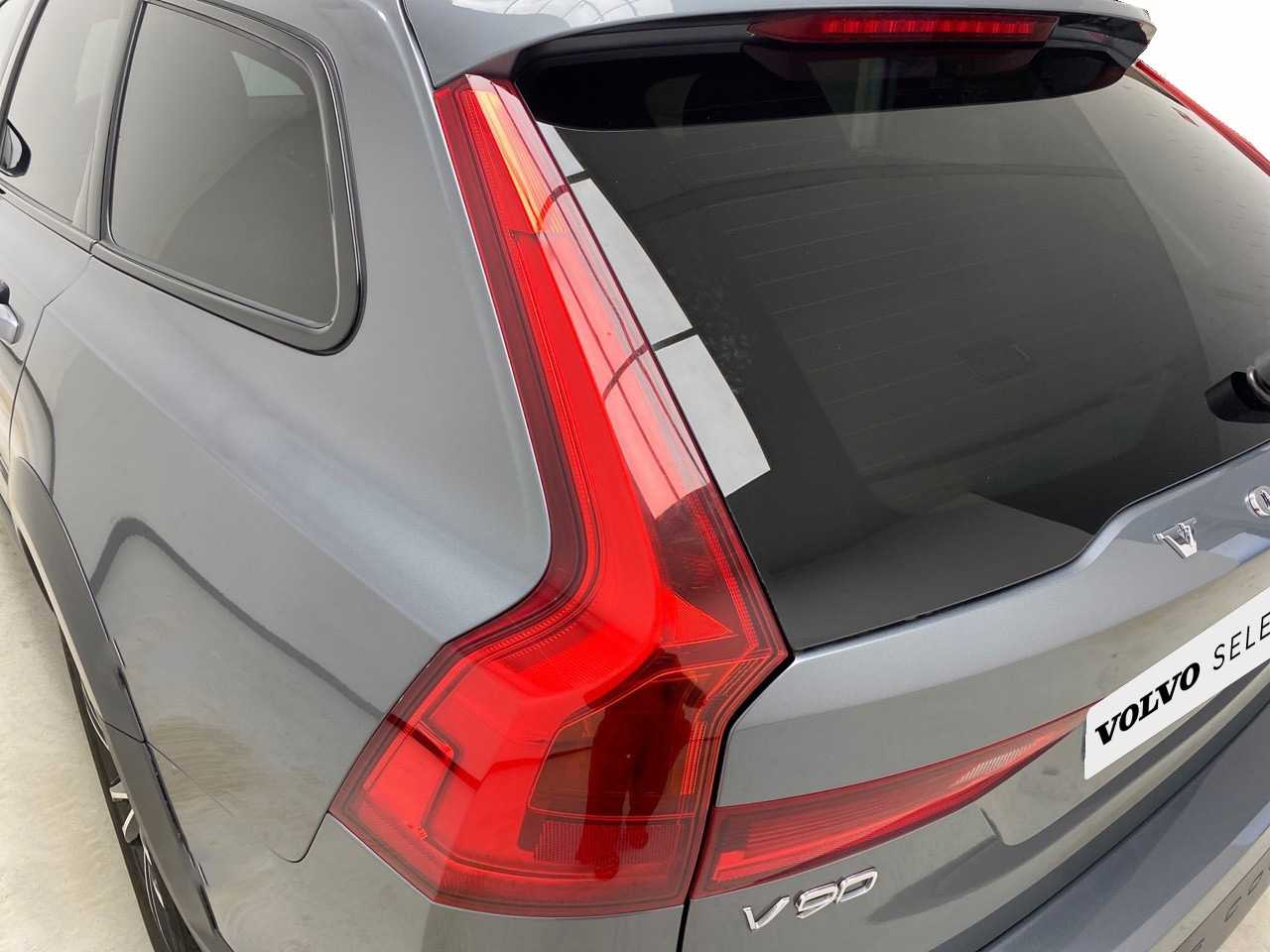 Volvo  V90 Cross Country Pro D4 AWD Automático