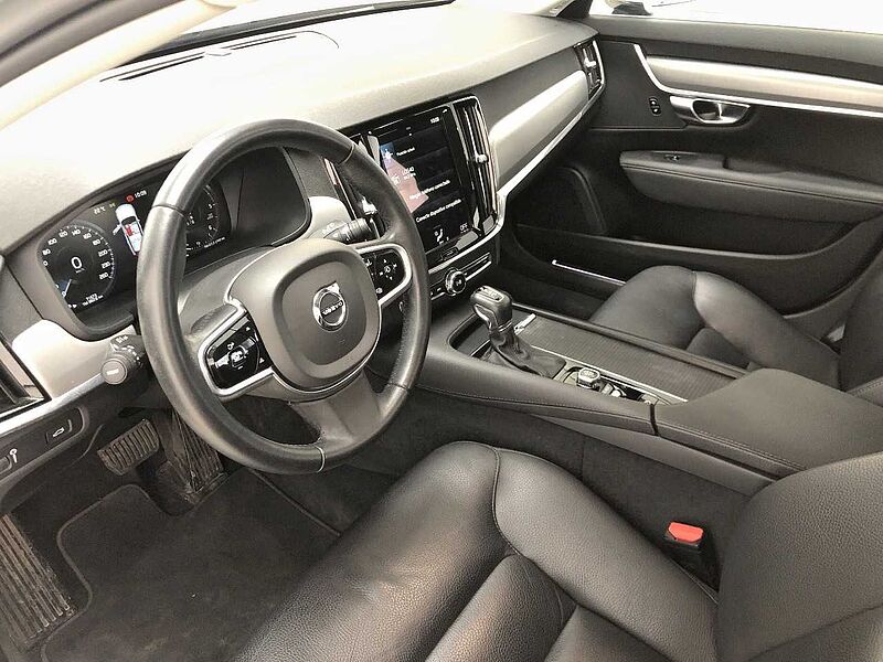 Volvo  V90 D4 Business Plus Automático